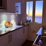 Premium Penthouse With Panoramic Sea View شقة