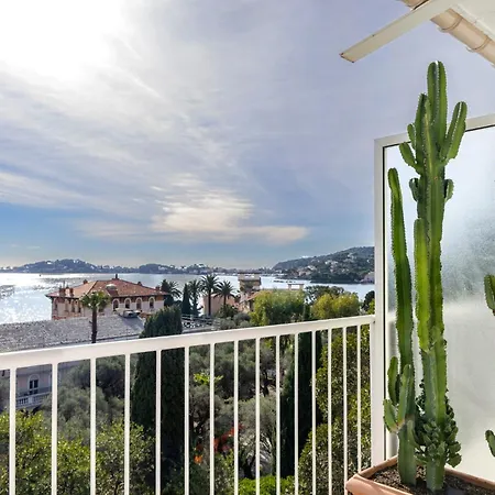 Premium Penthouse With Panoramic Sea View Lägenhet *