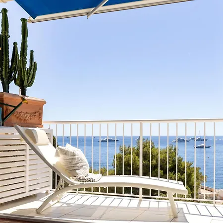 Premium Penthouse With Panoramic Sea View