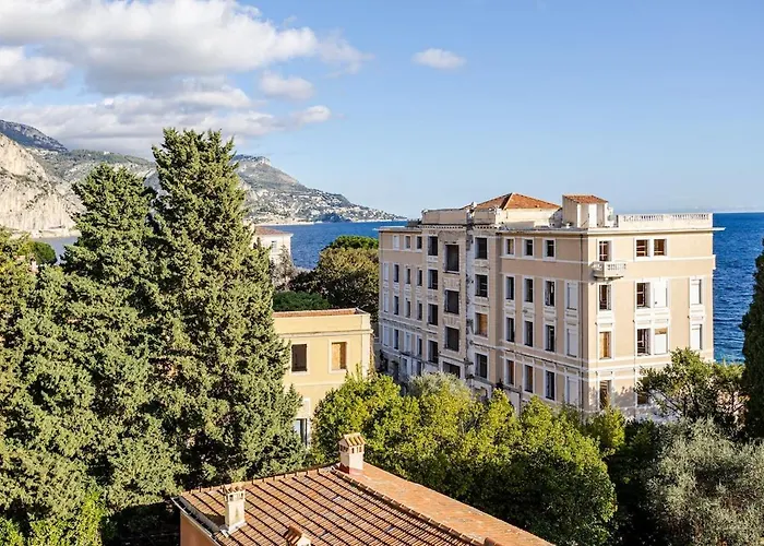 Premium Penthouse With Panoramic Sea View